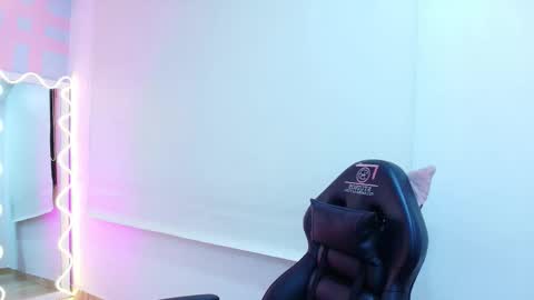 BRENDDA  online show from 12.05.25