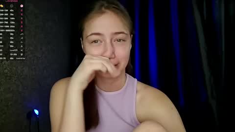 Snapshot of brendelle chatting on 05.10.26 Mia online show from 05.10.26