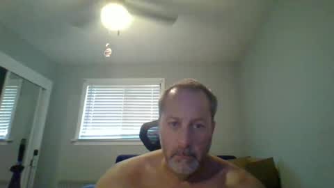 Snapshot of brettsky chatting on 07.10.26 hey online show from 07.10.26