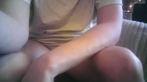 raining down on me online show from 09.12.25