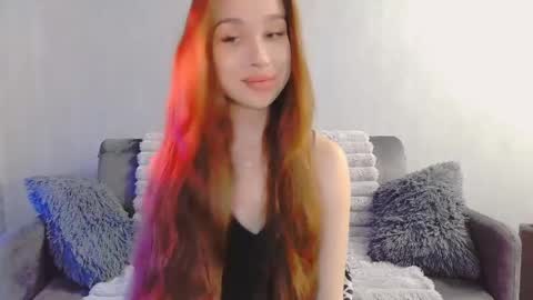 Snapshot of bri_fox chatting on 05.19.26 bri_fox online show from 05.19.26