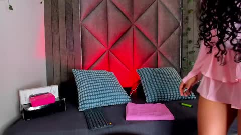 B R I A  online show from 04.07.26