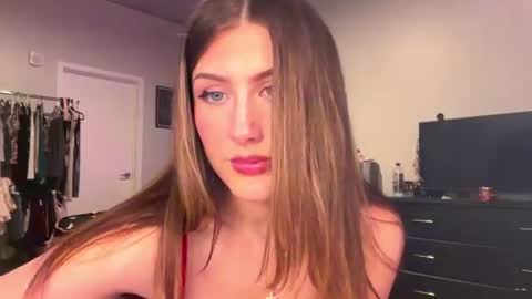Snapshot of briadominick chatting on 06.26.26 Brianna3 online show from 06.26.26