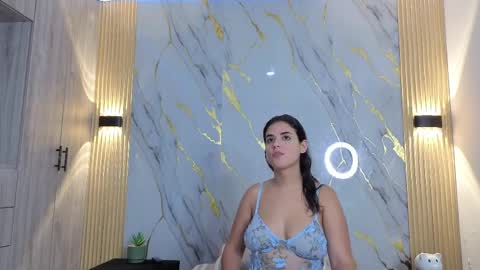 Manuela online show from 04.01.26