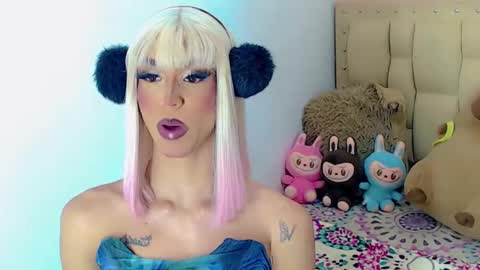 BRIANA online show from 11.23.25