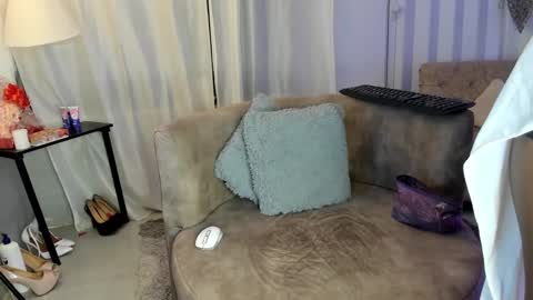 briana online show from 02.21.25