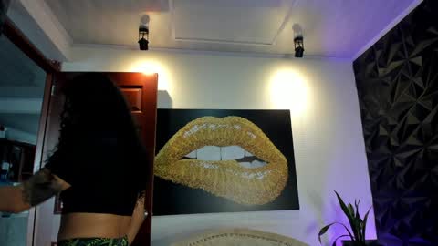 BRIANA online show from 01.16.25