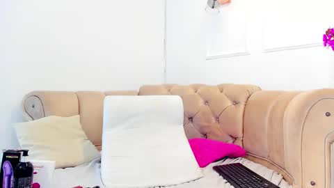 Brianna  online show from 02.16.25