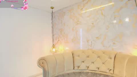 Brianna  online show from 10.02.25