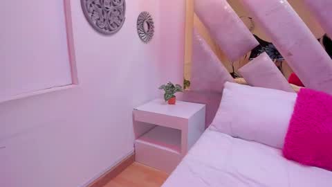 Brianna  online show from 10.22.25