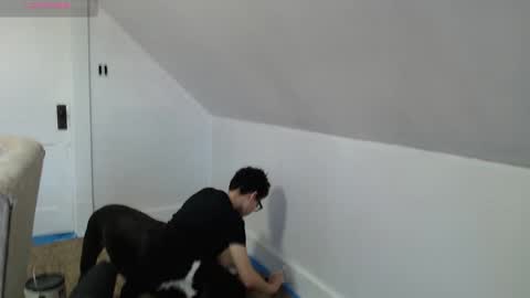 Snapshot of bright_pink_strawberry chatting on 01.17.25 Strawberry online show from 01.17.25