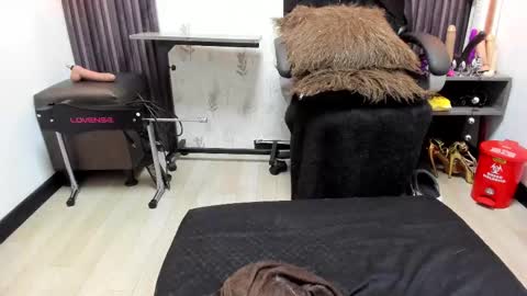 BRIGITTE online show from 03.08.25