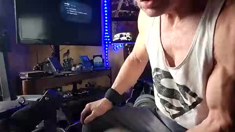 Snapshot of brigstuf20 chatting on 04.11.26 brigstuf20 online show from 04.11.26