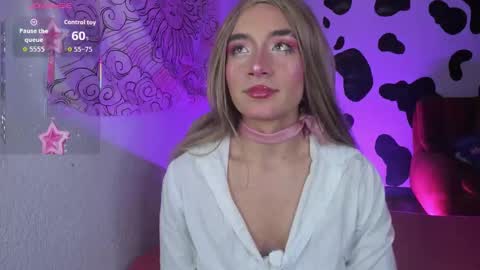 Snapshot of brihanna_cooper chatting on 10.19.25 bri online show from 10.19.25