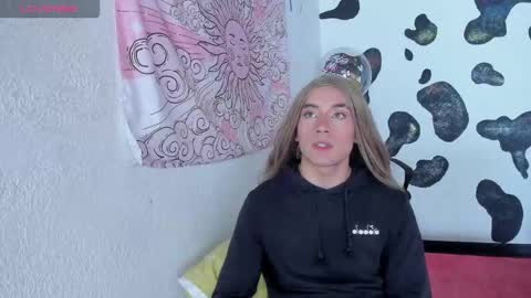 Snapshot of brihanna_cooper chatting on 10.30.25 bri online show from 10.30.25