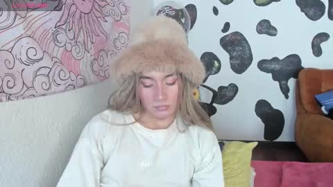 Snapshot of brihanna_cooper chatting on 11.06.25 bri online show from 11.06.25