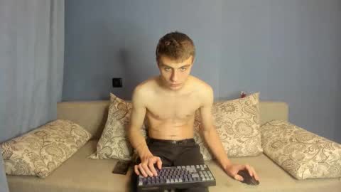 bristlebback online show from 10.22.25