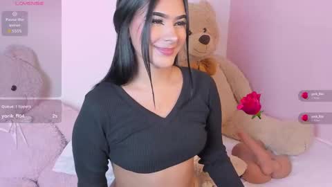 britanylin__ online show from 10.16.25