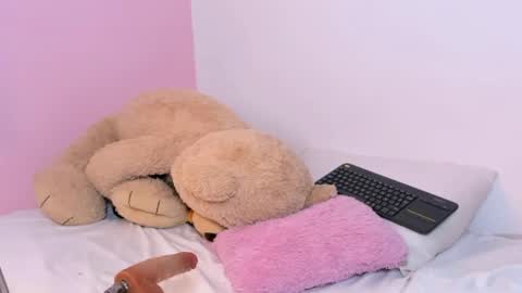 britanylin__ online show from 11.09.25