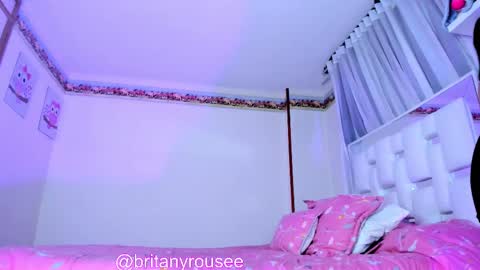 Emily online show from 10.04.25