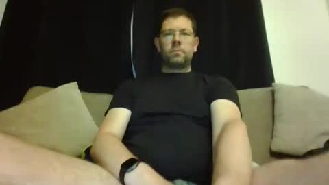 Snapshot of britguy6985 chatting on 05.16.26 britguy6985 online show from 05.16.26