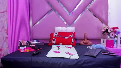 Brithany  online show from 06.25.26