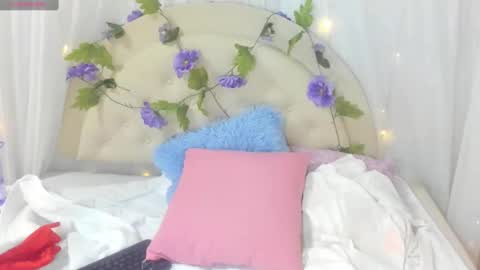 Snapshot of brithany_rousee chatting on 12.17.24 Brithany Rousee online show from 12.17.24
