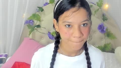 Snapshot of brithany_rousee chatting on 12.21.24 Brithany Rousee online show from 12.21.24
