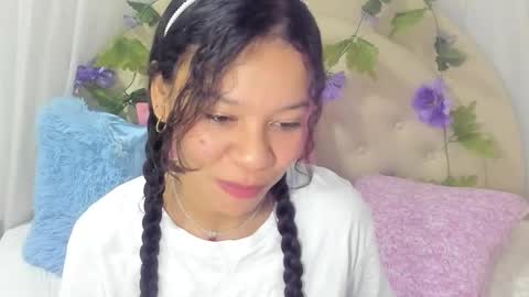 Snapshot of brithany_rousee chatting on 12.21.24 Brithany Rousee online show from 12.21.24