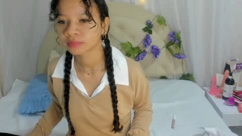 Snapshot of brithany_rousee chatting on 01.06.25 Brithany Rousee online show from 01.06.25