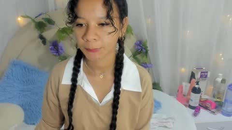 Snapshot of brithany_rousee chatting on 01.06.25 Brithany Rousee online show from 01.06.25