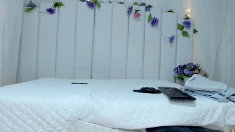 Snapshot of brithany_rousee chatting on 02.19.25 Brithany Rousee online show from 02.19.25