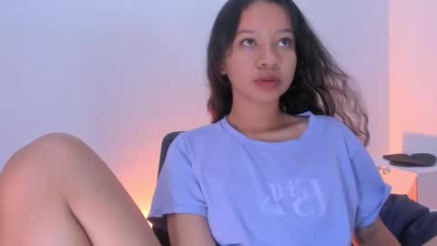 Snapshot of brithany_rousee chatting on 09.24.25 Brithany Rousee online show from 09.24.25