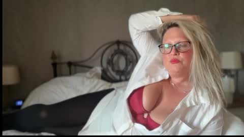 British Bella online show from 04.13.26