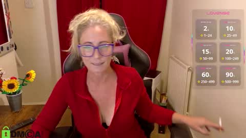 Snapshot of britishladya chatting on 09.11.25 Lady Annabelle Montgomery online show from 09.11.25