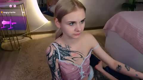 Britney online show from 02.20.25