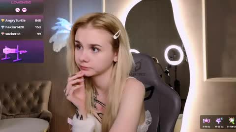 Britney online show from 03.03.25