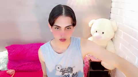 Snapshot of britney_ortega chatting on 09.19.25 britney_ortega online show from 09.19.25