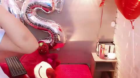 Snapshot of britney_ortega chatting on 10.21.25 britney_ortega online show from 10.21.25