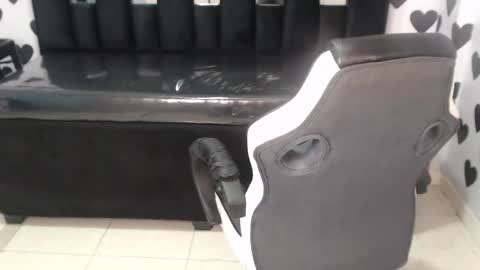 Britney  online show from 01.10.25