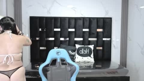 Britney  online show from 09.21.25