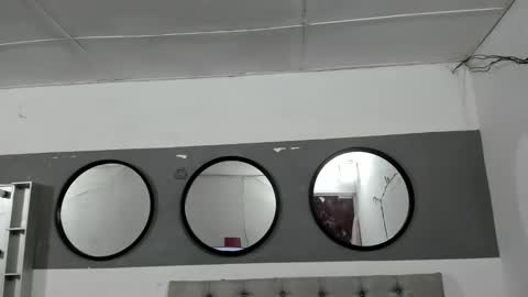 Snapshot of britney_tovar chatting on 12.19.25 Jessica online show from 12.19.25