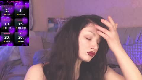 britneybarker online show from 01.28.25