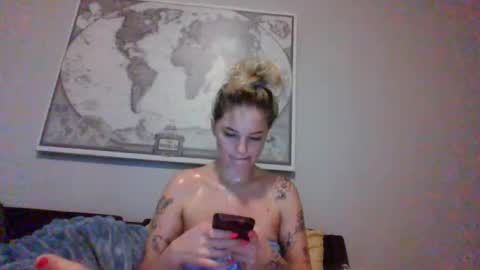 Snapshot of britneycherry08 chatting on 06.24.26 britneycherry08 online show from 06.24.26