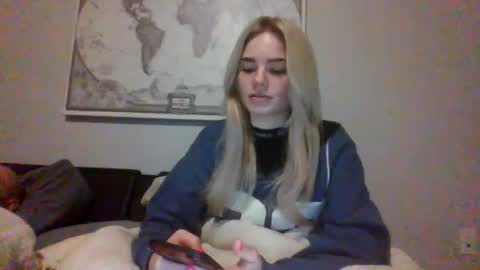 Snapshot of britneycherry08 chatting on 07.08.26 britneycherry08 online show from 07.08.26