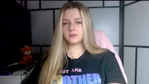 BritneyGlow online show from 12.13.24