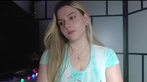 BritneyGlow online show from 12.15.24