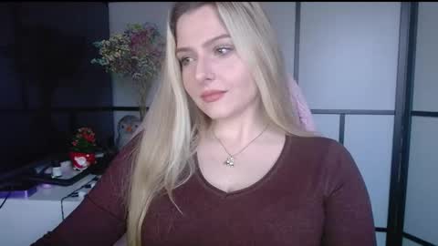 BritneyGlow online show from 12.19.24