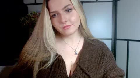 BritneyGlow online show from 01.15.25