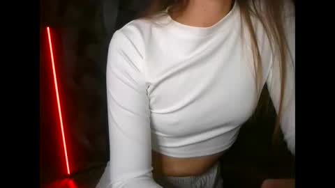 Snapshot of britneykittens chatting on 10.10.25 BritneyKittens online show from 10.10.25